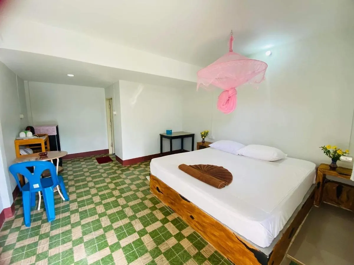 Pensión Hotel Baan Phuwamin Ko Lanta Tailandia
