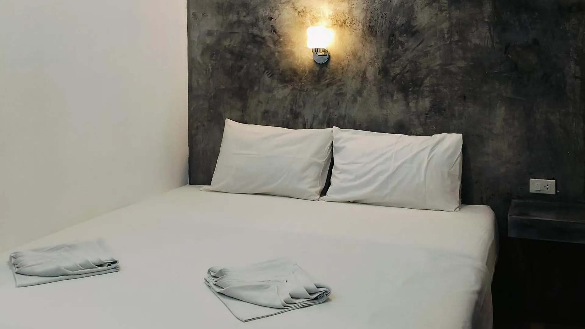 Pensión Hotel Baan Phuwamin Ko Lanta Tailandia